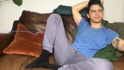 Snapshot of camdoattitude chatting on 19, 9, 2025 CamDoAttitude online show from 19, 9, 2025