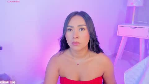 Camelia Smith online show from 2, 11, 2025