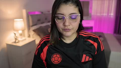 Snapshot of camila_buitrago chatting on 21, 12, 2024 Camila buitrago online show from 21, 12, 2024