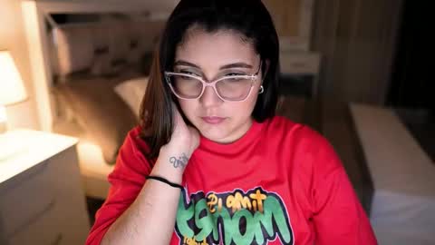 Snapshot of camila_buitrago chatting on 8, 10, 2025 Camila buitrago online show from 8, 10, 2025