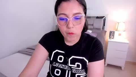 Camila buitrago online show from 21, 3, 2026