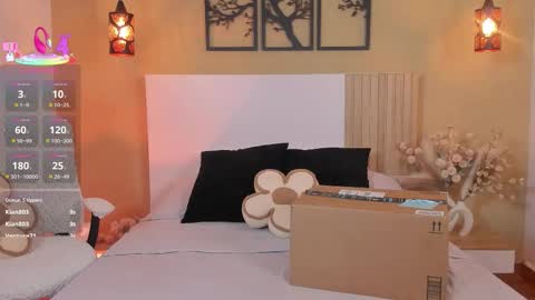 Snapshot of camila_bustamante_ chatting on 12, 11, 2025 camila_bustamante_ online show from 12, 11, 2025