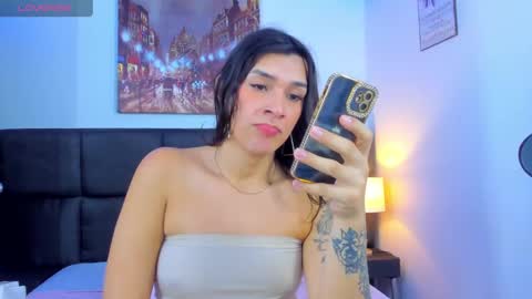 Snapshot of camila_coxx chatting on 3, 2, 2025 s online show from 3, 2, 2025