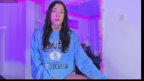 Snapshot of camila_coxx chatting on 28, 10, 2025 s online show from 28, 10, 2025