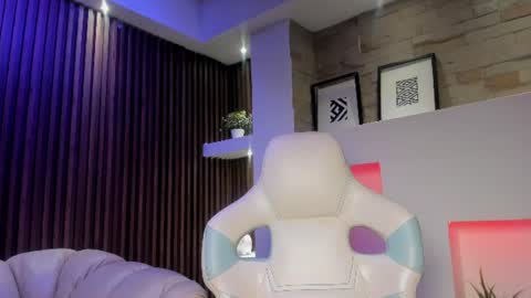 Snapshot of camila_martinez9 chatting on 30, 7, 2026 camila_martinez9 online show from 30, 7, 2026