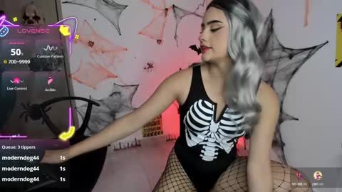 Cami  online show from 4, 10, 2025