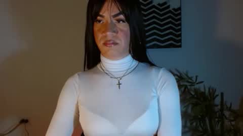 Snapshot of camilaparrisx chatting on 7, 6, 2026 camilaparrisx online show from 7, 6, 2026