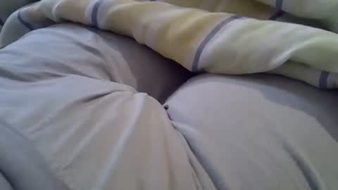 flash 50 tokens BIG CLIT  tits pussy. masturbation big clit 150 tokens fingers inside pussy 1000 tk  pump big clit 300 tk online show from 13, 11, 2025