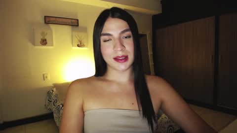 X IGcamiryan01 online show from 7, 12, 2024