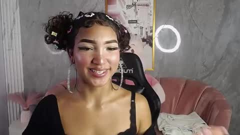 Snapshot of camilavixen_ch chatting on 29, 5, 2026 camila online show from 29, 5, 2026
