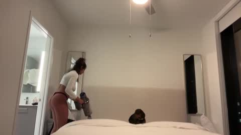 camiliakxoxo online show from 4, 10, 2025