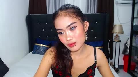 Snapshot of camilla_morena chatting on 28, 2, 2025 camilla_morena online show from 28, 2, 2025
