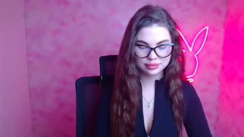 Camilla online show from 19, 12, 2025