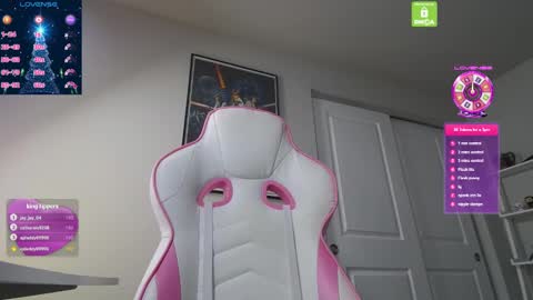 CamillaCassidy online show from 18, 12, 2024