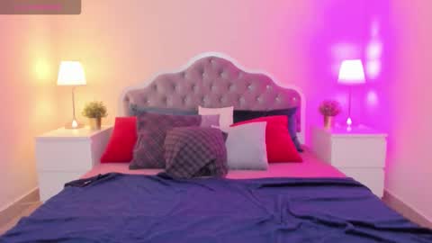 Snapshot of camilladreamer chatting on 7, 11, 2025 camilladreamer online show from 7, 11, 2025