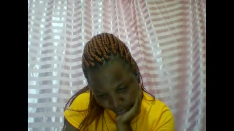 camillah_sweet online show from 6, 4, 2026