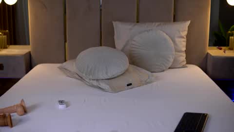 Snapshot of camillastarr chatting on 7, 10, 2025 Camy online show from 7, 10, 2025