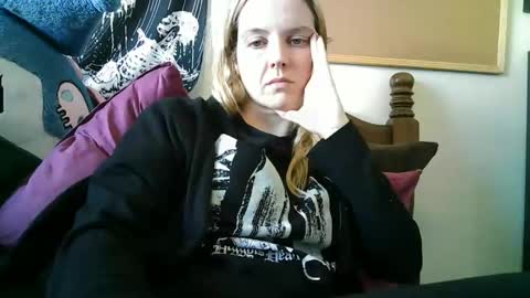 Camille Deville online show from 13, 1, 2025