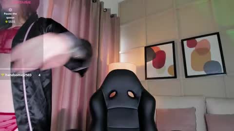 Snapshot of camille_eyes chatting on 29, 9, 2025 camille online show from 29, 9, 2025