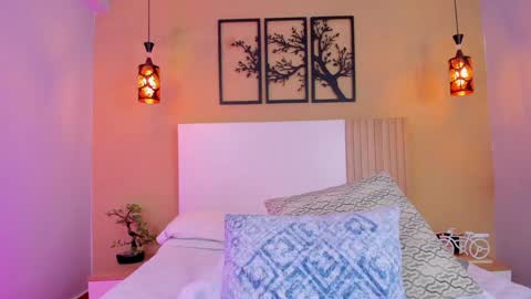 Camille Lynn online show from 13, 12, 2024