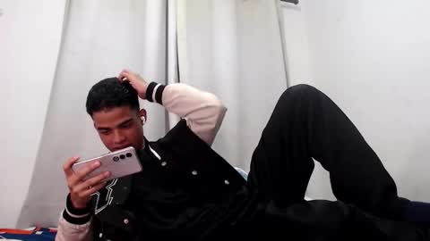 camillo_beischel_ online show from 5, 11, 2025