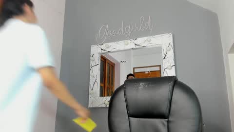 Snapshot of camillo_virgil chatting on 7, 10, 2025 Camillo Virgil online show from 7, 10, 2025