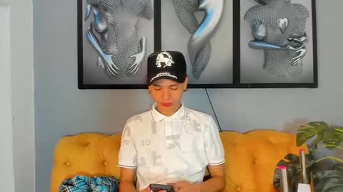 Snapshot of camillo_virgil chatting on 7, 11, 2025 Camillo Virgil online show from 7, 11, 2025