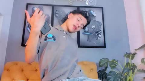 Snapshot of camillo_virgil chatting on 10, 11, 2025 Camillo Virgil online show from 10, 11, 2025