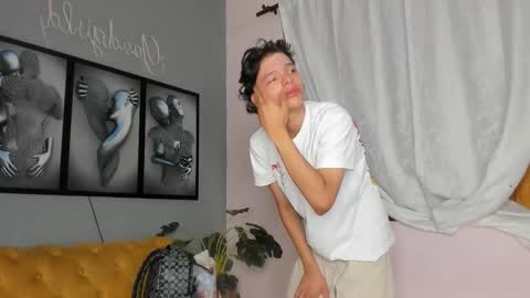 Snapshot of camillo_virgil chatting on 29, 11, 2025 Camillo Virgil online show from 29, 11, 2025