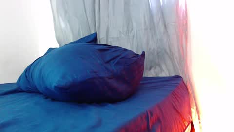 camilo_contre21 online show from 11, 3, 2025