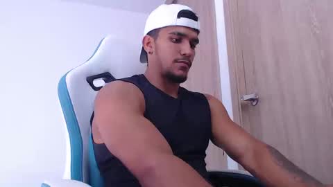 camilo_contre21 online show from 11, 3, 2026