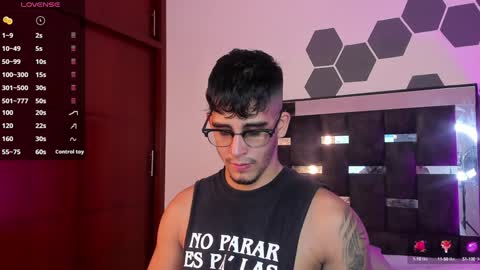   INDEPENDENT MODEL online show from 8, 2, 2025