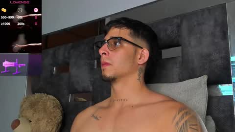   INDEPENDENT MODEL online show from 16, 9, 2025