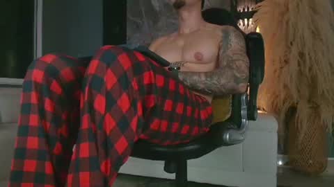 Snapshot of camiloalvarezzz3 chatting on 3, 7, 2026 CAMILO online show from 3, 7, 2026