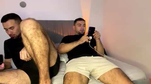 camilor_30 online show from 19, 4, 2026