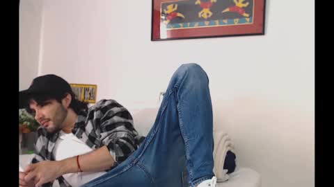Snapshot of camilosaennz chatting on 10, 1, 2025 camilo online show from 10, 1, 2025