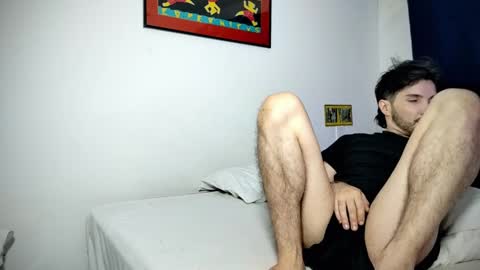 Snapshot of camilosaennz chatting on 22, 1, 2025 camilo online show from 22, 1, 2025