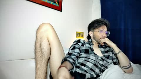 Snapshot of camilosaennz chatting on 23, 1, 2025 camilo online show from 23, 1, 2025