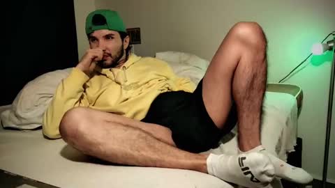 Snapshot of camilosaennz chatting on 17, 2, 2025 camilo online show from 17, 2, 2025