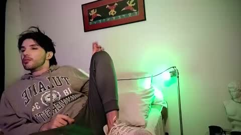 Snapshot of camilosaennz chatting on 18, 2, 2025 camilo online show from 18, 2, 2025