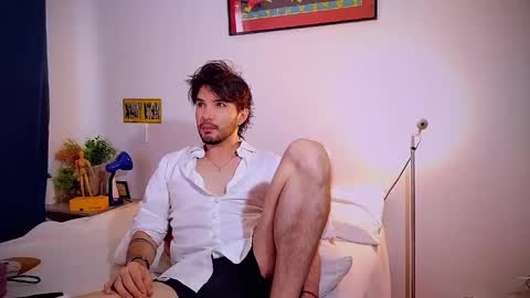 Snapshot of camilosaennz chatting on 2, 3, 2025 camilo online show from 2, 3, 2025