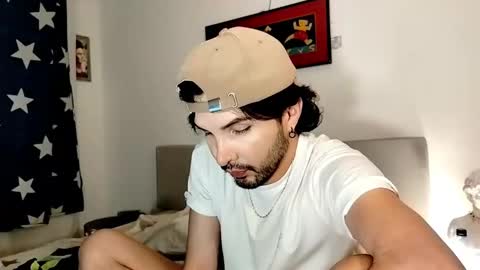 Snapshot of camilosaennz chatting on 16, 9, 2025 camilo online show from 16, 9, 2025