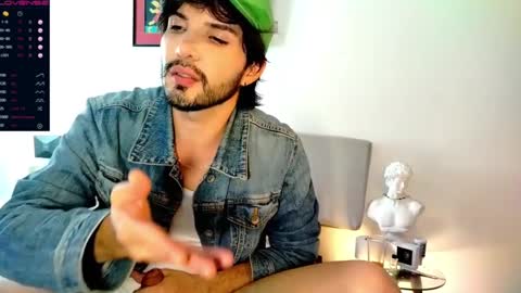 Snapshot of camilosaennz chatting on 23, 9, 2025 camilo online show from 23, 9, 2025