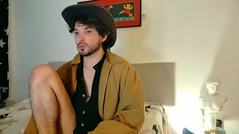 Snapshot of camilosaennz chatting on 9, 10, 2025 camilo online show from 9, 10, 2025