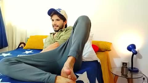 Snapshot of camilosaennz chatting on 21, 5, 2026 camilo online show from 21, 5, 2026
