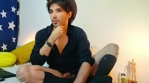 Snapshot of camilosaennz chatting on 17, 6, 2026 camilo online show from 17, 6, 2026