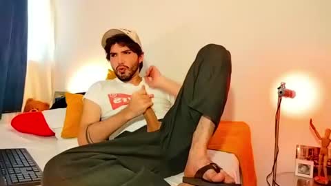 Snapshot of camilosaennz chatting on 21, 6, 2026 camilo online show from 21, 6, 2026
