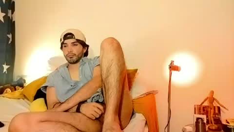 Snapshot of camilosaennz chatting on 9, 7, 2026 camilo online show from 9, 7, 2026