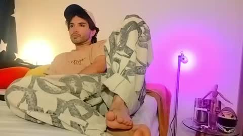Snapshot of camilosaennz chatting on 14, 7, 2026 camilo online show from 14, 7, 2026