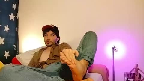 Snapshot of camilosaennz chatting on 15, 7, 2026 camilo online show from 15, 7, 2026